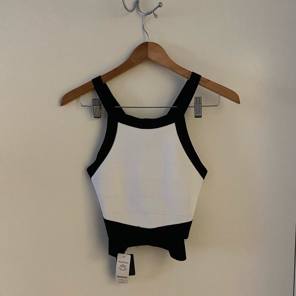 New bebe bandage crop top